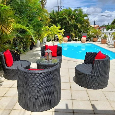 Coquet F2 Climatise Avec Piscine Au Lamentin Apartment Le Lamentin Ngoại thất bức ảnh